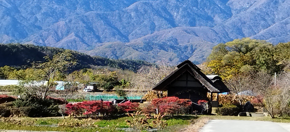 甲斐駒ヶ岳(雪少々)