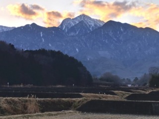 甲斐駒夕暮れ時、さすがに寒い